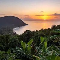 Vue depuis la montagne de la plage de Grande Anse en Guadeloupe Vue depuis la montagne de la plage de Grande Anse en Guadeloupe