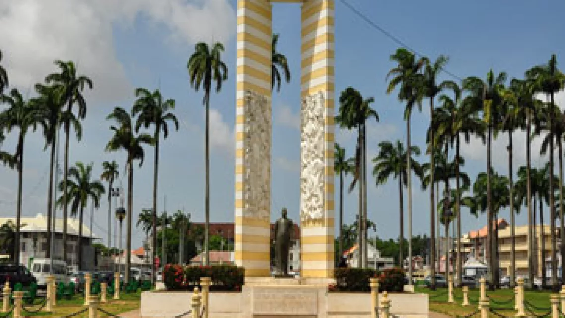 Top-10-des-visites-incontournables-de-Cayenne.jpg