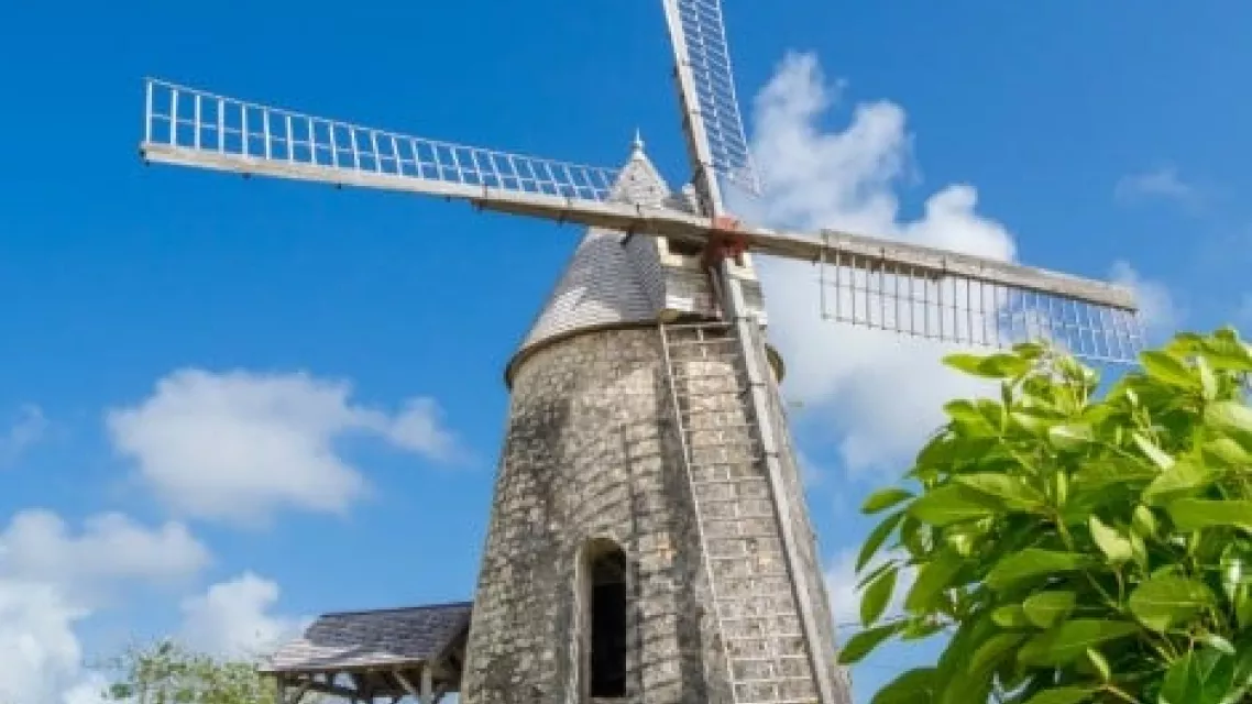 moulin-bezard-marie-galante-guadeloupe.jpg