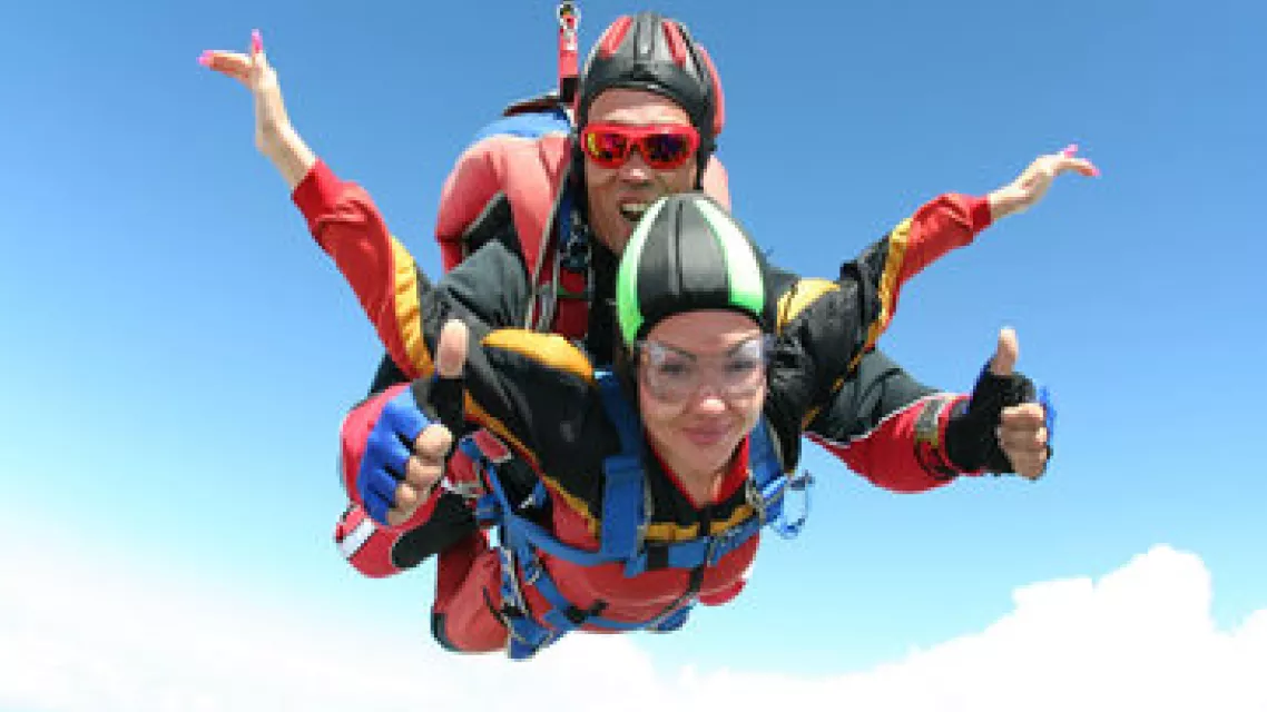 saut en parachute martinique.jpg