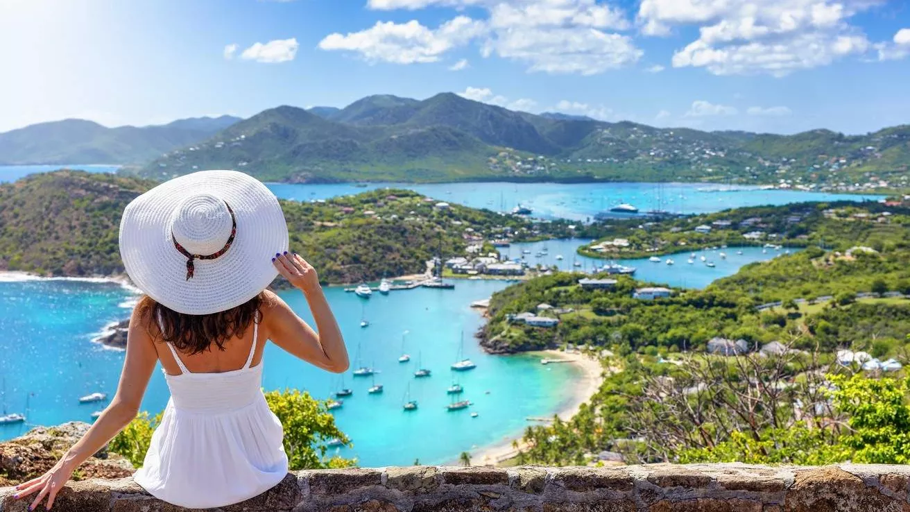 Vue panoramique sur le paysage de l&#039;île d&#039;Antigua