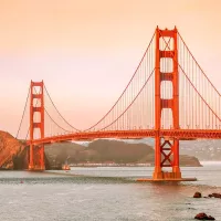 Hermosa vista del puente Golden Gate en San Francisco